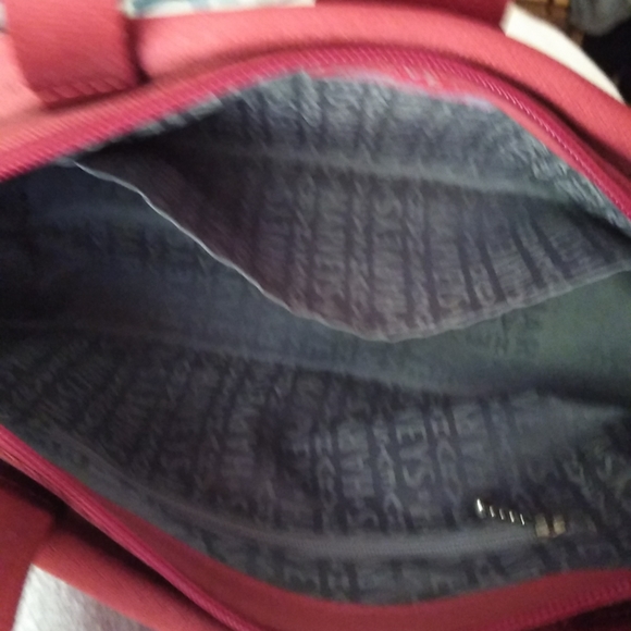 Vintage Mercedes-Benz seatbelt short strap shoulder bag - Picture 4 of 5